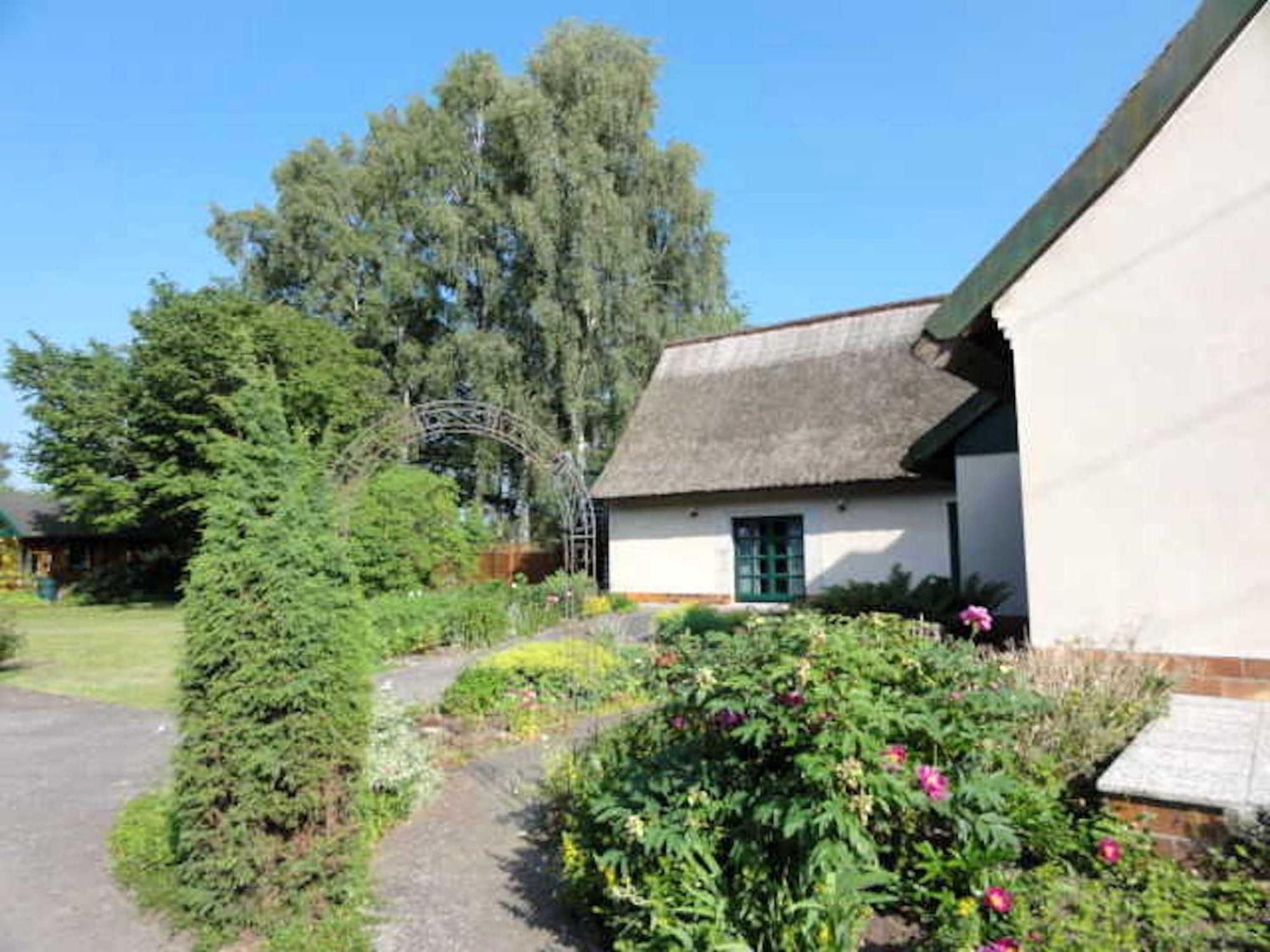 Reetdachhaus "Landhaus Ulrich" Lubkow Exterior photo